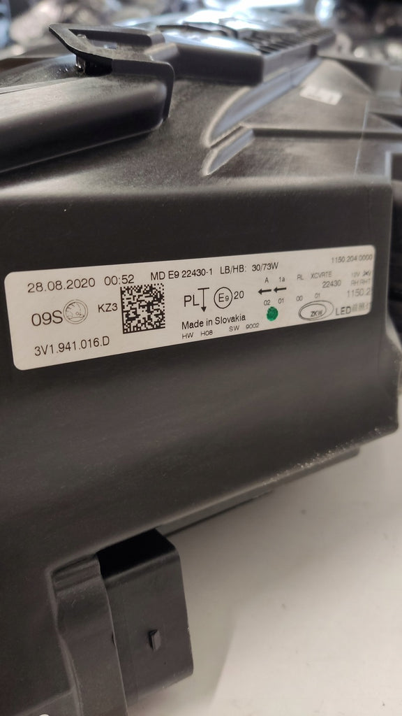 Frontscheinwerfer Skoda Superb III 3V1941016D LED Rechts Scheinwerfer Headlight