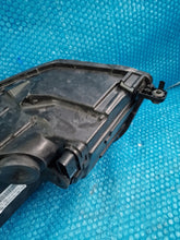 Laden Sie das Bild in den Galerie-Viewer, Frontscheinwerfer VW Caddy 2K1941016B LED Rechts Scheinwerfer Headlight