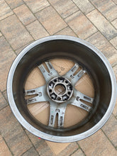 Load image into Gallery viewer, 1x Alufelge 18 Zoll 8.0&quot; 5x112 41ET A2224011900 Mercedes-Benz W222 Rim Wheel