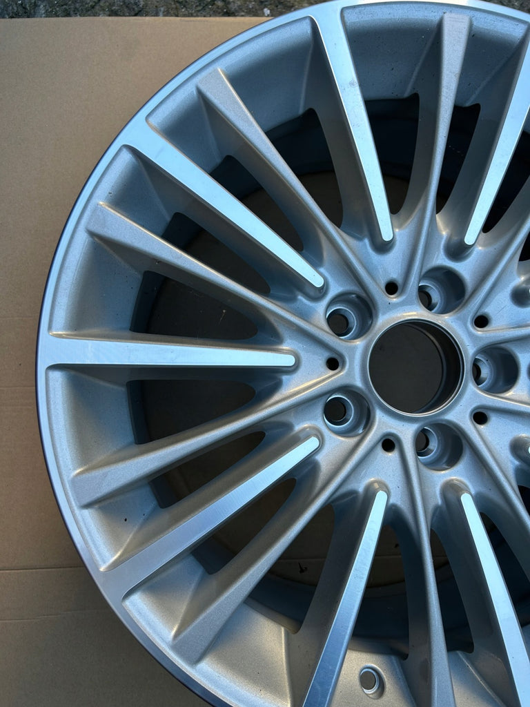 1x Alufelge 19 Zoll 9.0" 5x120 44ET Glanz Silber 6857670 BMW F06 F10 Rim Wheel FEL5157661839wd