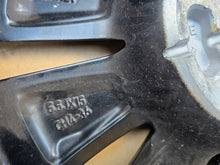 Load image into Gallery viewer, 1x Alufelge 15 Zoll 5.5" 4x100 403000622R Renault Rim Wheel FEL2219828292aa