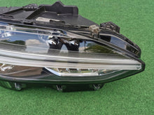Laden Sie das Bild in den Galerie-Viewer, Frontscheinwerfer Volvo S90 II V90 31655187BAX Rechts Scheinwerfer Headlight SCH5006899193ip