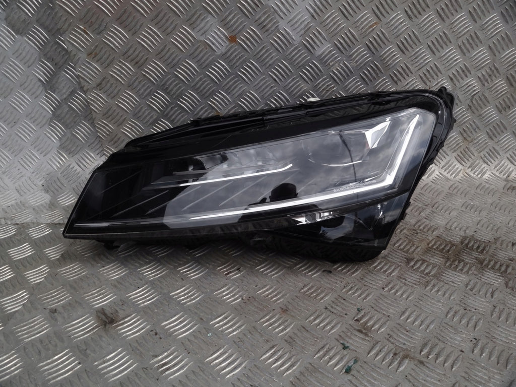 Frontscheinwerfer Skoda Superb III 3V1941015B Xenon Links Scheinwerfer Headlight SCH2633523493py
