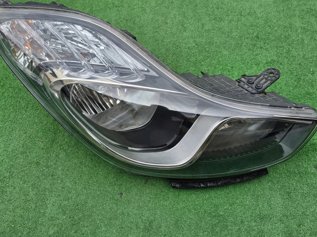 Frontscheinwerfer Hyundai Ix20 92102-1KXXX Rechts Scheinwerfer Headlight SCH8925199217jj
