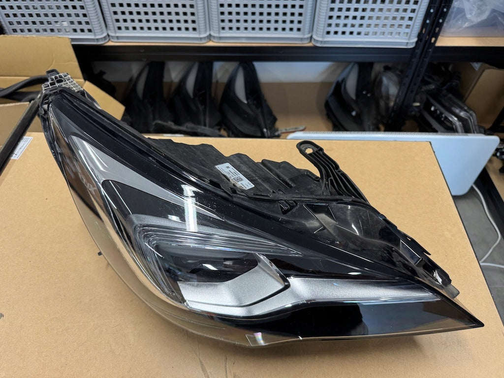 Frontscheinwerfer BMW 5 Astra K 39077807 LED Rechts Scheinwerfer Headlight SCH4164395944pi