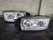 Load image into Gallery viewer, Frontscheinwerfer Iveco I 5801745449 5801745452 Ein Stück (Rechts oder Links) SCH5878872090qr