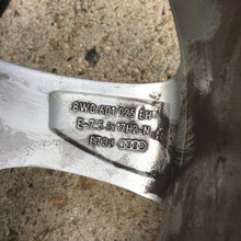 Laden Sie das Bild in den Galerie-Viewer, 1x Alufelge 17 Zoll 7.5" 5x112 8W0601025 Audi A4 Rim Wheel FEL1804018584cc