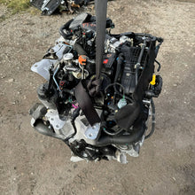 Load image into Gallery viewer, Motor Land Rover Range I Evoque PT153 1.5 Hybrid Engine Komplett MOT5637309950de