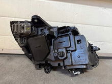 Laden Sie das Bild in den Galerie-Viewer, Frontscheinwerfer Mercedes-Benz W205 A2059060561 LED Links Headlight SCH2656437440je