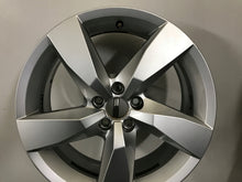 Load image into Gallery viewer, 1x Alufelge 17 Zoll 6.5" 5x112 39ET Glanz Silber 2GM601025 VW T-Cross Rim Wheel FEL1738404268lq