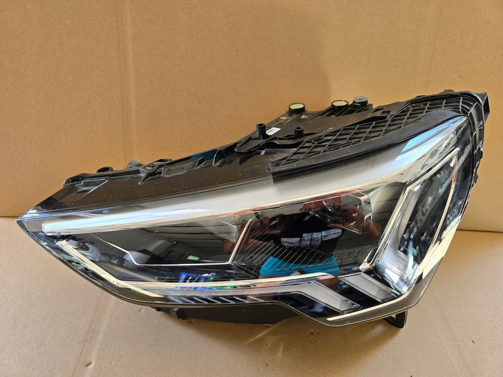 Frontscheinwerfer Audi Q3 83A941033 Links Scheinwerfer Headlight