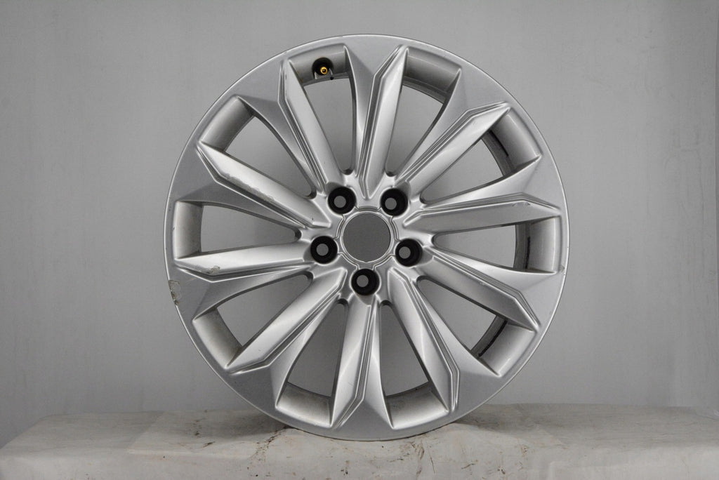 1x Alufelge 18 Zoll 8.0" 5x112 26ET Glanz Silber 8K9601025E Audi Rim Wheel