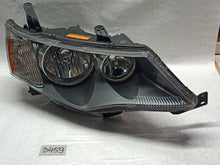 Laden Sie das Bild in den Galerie-Viewer, Frontscheinwerfer Mitsubishi Outlander II P5584R Xenon Rechts Headlight