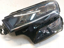 Laden Sie das Bild in den Galerie-Viewer, Frontscheinwerfer Skoda Karoq Links Scheinwerfer Headlight SCH5875965064qb