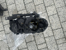 Load image into Gallery viewer, Frontscheinwerfer BMW X3 E83 3418411 Links Scheinwerfer Headlight SCH8870651378gq