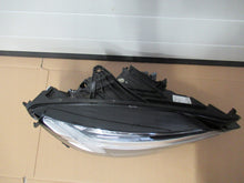 Laden Sie das Bild in den Galerie-Viewer, Frontscheinwerfer Volvo S60 32228816 Full LED Ein Stück (Rechts oder Links) SCH3975382325vq
