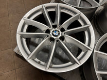 Load image into Gallery viewer, 4x Alufelge 18 Zoll 8.5" 5x112 44ET Glanz Silber 6880684 BMW X5 G05 Rim Wheel FEL6509170276ir