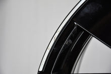 Laden Sie das Bild in den Galerie-Viewer, 1x Alufelge 18 Zoll 7.5" 5x112 51ET Glanz 5H0601025AR VW Golf Viii Rim Wheel FEL7919768594hx