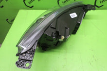 Laden Sie das Bild in den Galerie-Viewer, Frontscheinwerfer Ford Focus MX7B-13E015-EB Full LED Links Headlight