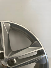 Load image into Gallery viewer, 1x Alufelge 19 Zoll 8.0&quot; 5x112 39ET Glanz Silber Audi Q5 Rim Wheel