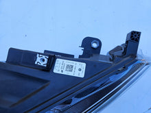 Laden Sie das Bild in den Galerie-Viewer, Frontscheinwerfer VW Taigo 2G7941006 LED Rechts Scheinwerfer Headlight