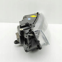 Load image into Gallery viewer, Frontscheinwerfer Skoda Octavia Combi III I 5E1941018B Rechts Headlight SCH9334399315gv