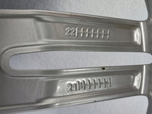 Load image into Gallery viewer, 1x Alufelge 19 Zoll 8.5" 5x112 32ET Glanz Silber 8W0601025 Audi A4 Rim Wheel FEL7798746683xa