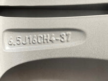 Load image into Gallery viewer, 1x Alufelge 16 Zoll 6.5&quot; 4x100 37ET Glanz Graphit 403000617 Nissan Micra K14