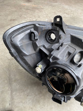 Laden Sie das Bild in den Galerie-Viewer, Frontscheinwerfer Mercedes-Benz Sprinter A9068202361 LED Links Headlight