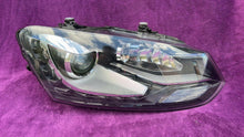 Laden Sie das Bild in den Galerie-Viewer, Frontscheinwerfer VW Polo 6R1941032B LED Rechts Scheinwerfer Headlight