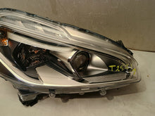 Laden Sie das Bild in den Galerie-Viewer, Frontscheinwerfer Peugeot 208 1685353180 Rechts Scheinwerfer Headlight SCH8655728838gi