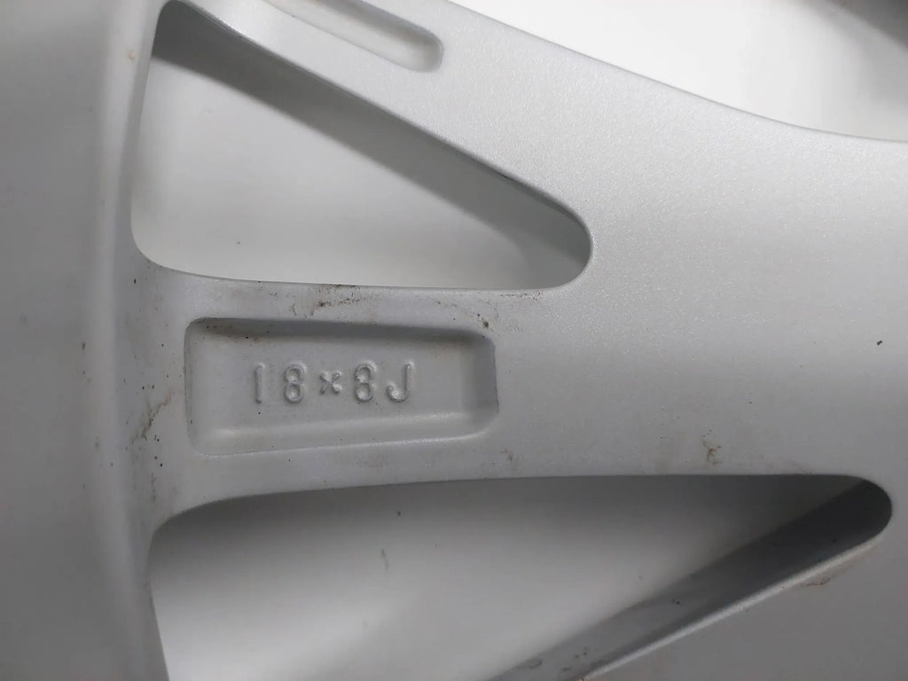 1x Alufelge 18 Zoll 8.0" 5x114.3 50ET 42611-33C80 Toyota Camry Rim Wheel