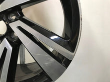 Laden Sie das Bild in den Galerie-Viewer, 1x Alufelge 18 Zoll 7.0" 5x100 39ET 2GM601025H VW Rim Wheel FEL4619446241sz