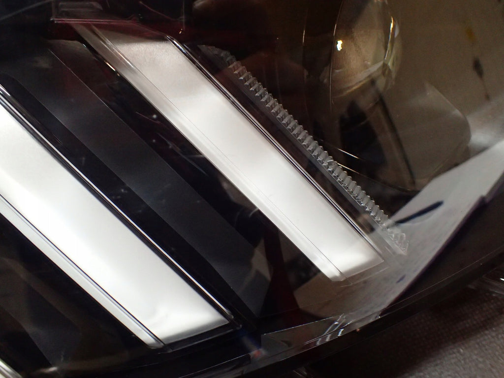 Frontscheinwerfer Peugeot 2008 II 9823193480 Ein Stück (Rechts oder Links)