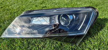 Laden Sie das Bild in den Galerie-Viewer, Frontscheinwerfer Skoda Superb III 3V1941015B Xenon Rechts oder Links