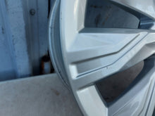 Load image into Gallery viewer, 1x Alufelge 18 Zoll 7.5&quot; 5x112 39ET Glanz Silber 8W0071498 Audi A4 B9 Rim Wheel