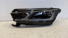 Load image into Gallery viewer, Frontscheinwerfer Skoda Octavia I 5E4941015B Full LED FALSE Headlight SCH1826589762on
