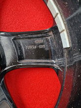 Laden Sie das Bild in den Galerie-Viewer, 1x Alufelge 17 Zoll 7.0&quot; 5x108 42,5ET J1BC-1007-D1A Ford Fiesta Rim Wheel