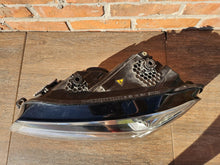 Load image into Gallery viewer, Frontscheinwerfer VW Caddy IV 2K1941031A Xenon Ein Stück (Rechts oder Links) SCH9739793193wi