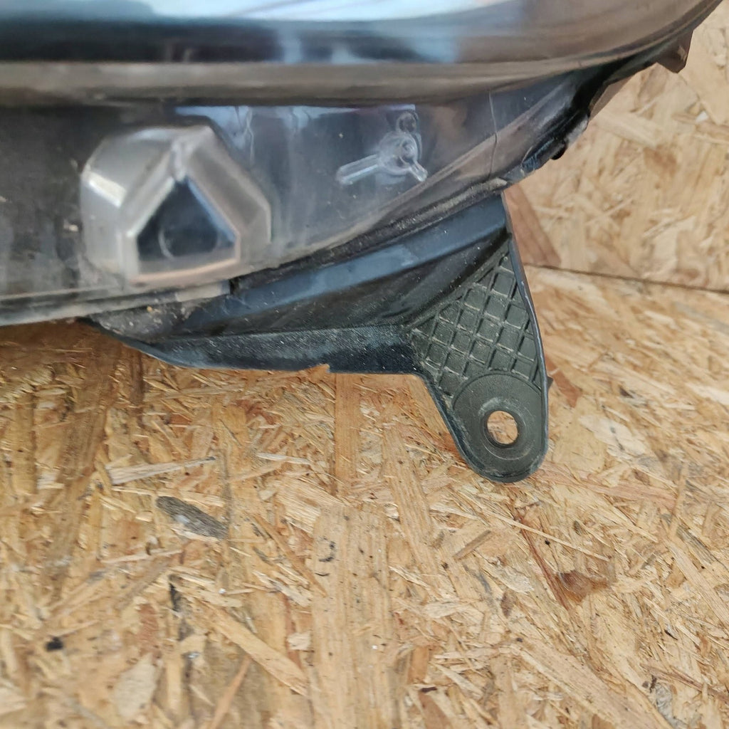 Frontscheinwerfer Renault Captur 30128121100 Ein Stück (Rechts oder Links) SCH8549709830tp