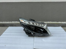 Laden Sie das Bild in den Galerie-Viewer, Frontscheinwerfer Mercedes-Benz Vito W447 A4479063301 LED Rechts Headlight SCH3200119641xd