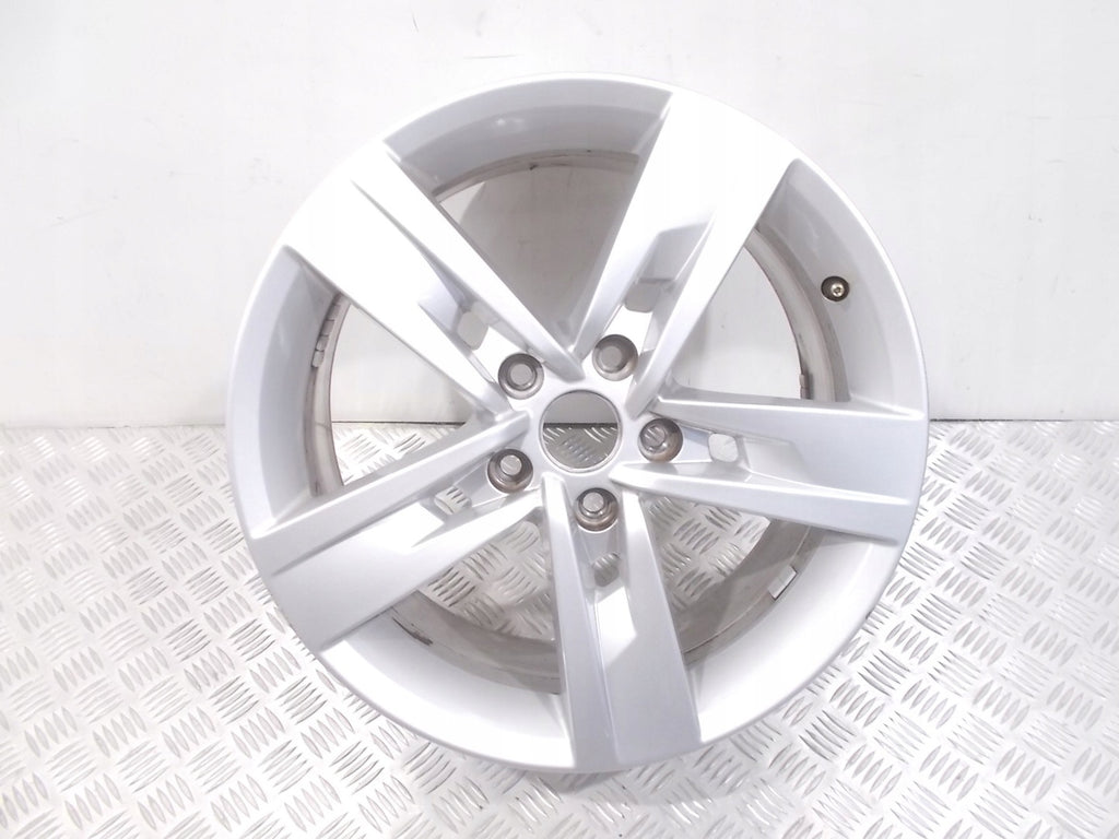 1x Alufelge 17 Zoll 7.0" 5x112 49ET 5F0601025T Seat Leon Rim Wheel