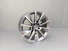 Laden Sie das Bild in den Galerie-Viewer, 1x Alufelge 18 Zoll 8.5&quot; 5x112 41ET 3V0601025BC Skoda Superb Iii Rim Wheel