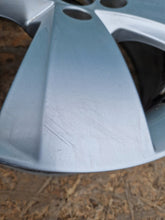 Laden Sie das Bild in den Galerie-Viewer, 1x Alufelge 16 Zoll 7.0&quot; 5x100 46ET 6V0601025A Skoda Fabia Iii Rim Wheel