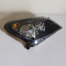 Laden Sie das Bild in den Galerie-Viewer, Frontscheinwerfer Opel Astra H Rechts Scheinwerfer Headlight