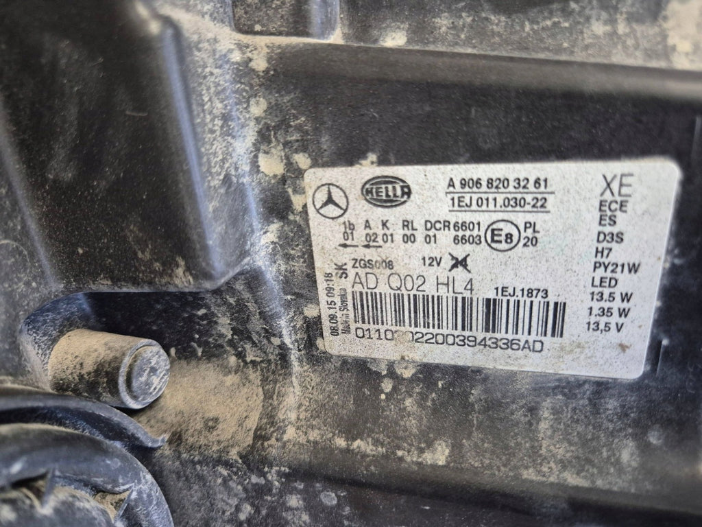 Frontscheinwerfer Mercedes-Benz Sprinter A9068203261 ADQ02HL41EJ01103022 Rechts SCH1098334086iu