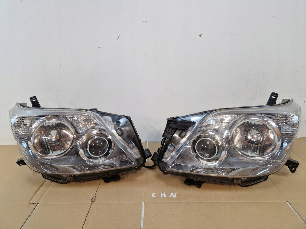 Frontscheinwerfer Toyota Land Cruiser Xenon Ein Satz Scheinwerfer Headlight SCH1714608321hp