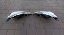 Load image into Gallery viewer, Frontscheinwerfer Mitsubishi Space Ein Satz Scheinwerfer Headlight SCH8646274251wd