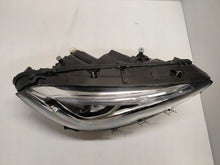 Laden Sie das Bild in den Galerie-Viewer, Frontscheinwerfer Mercedes-Benz W247 A2479066401 Full LED Rechts Headlight SCH7393445887zr