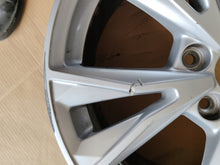 Laden Sie das Bild in den Galerie-Viewer, 1x Alufelge 18 Zoll 7.0" 5x112 83A601025K Audi Q3 Rim Wheel FEL2094164404zq
